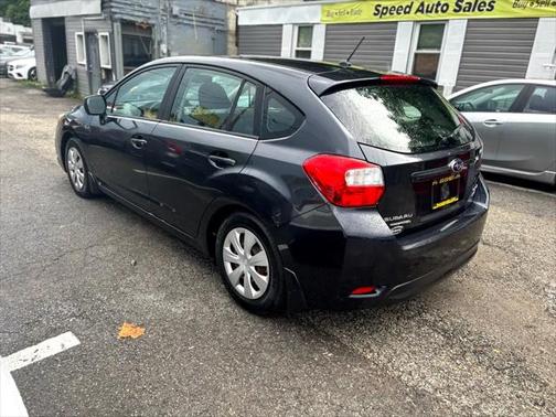 2012 Subaru Impreza 2.0i