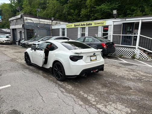 Crystal White Pearl 2015 Subaru BRZ Series.Blue
