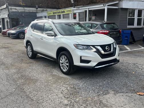 2020 Nissan Rogue SV