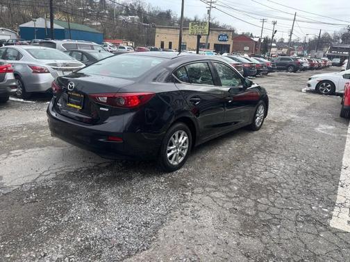 2017 Mazda Mazda3 Sport