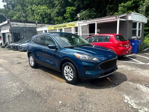 2020 Ford Escape SE
