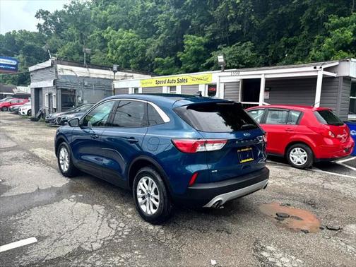 2020 Ford Escape SE