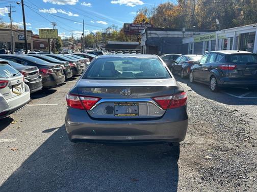 2016 Toyota Camry XLE