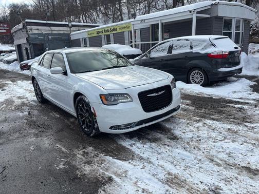 2017 Chrysler 300 S