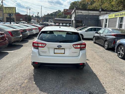 2019 Subaru Impreza 2.0i