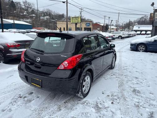 2009 Nissan Versa 1.8 S