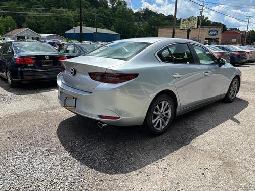 Sonic Silver Metallic 2020 Mazda Mazda3 FWD