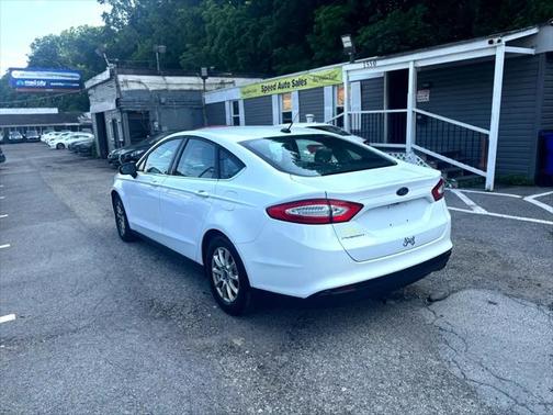 2015 Ford Fusion S