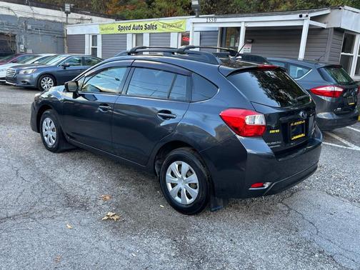 2016 Subaru Impreza 2.0i