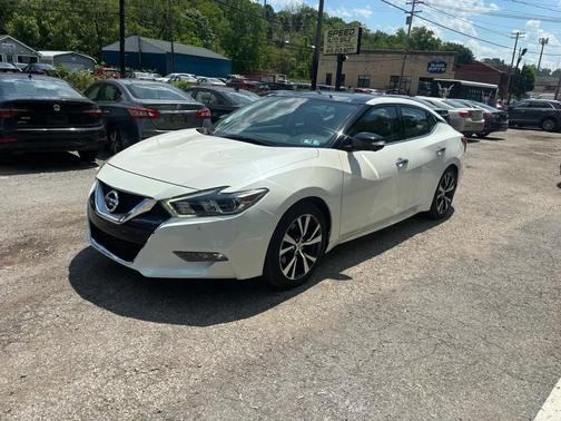 Pearl White 2016 Nissan Maxima 3.5 Platinum