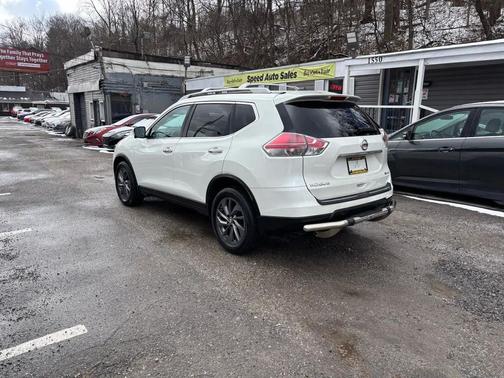 2016 Nissan Rogue SV