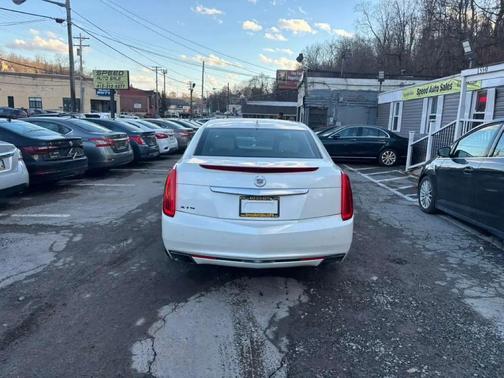 White Diamond Tricoat 2013 Cadillac XTS Premium