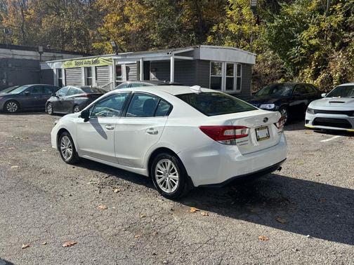 2017 Subaru Impreza 2.0i Premium
