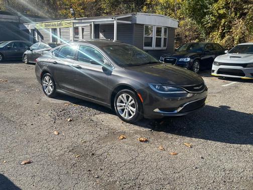 2016 Chrysler 200 Limited