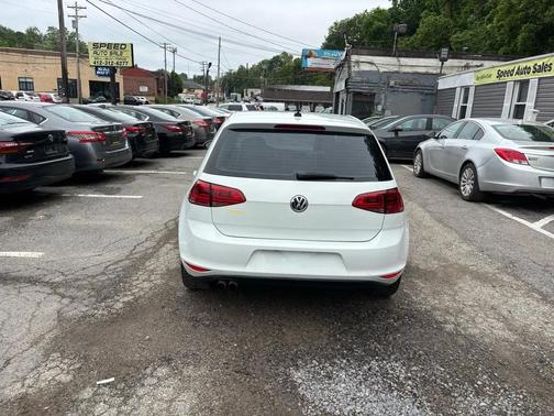 Pure White 2015 Volkswagen Golf Auto TSI SEL