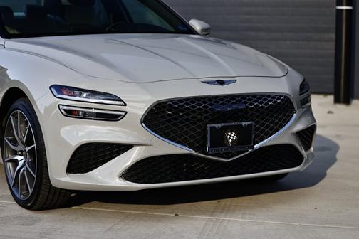 Vatna Gray 2026 Genesis G70 2.5T
