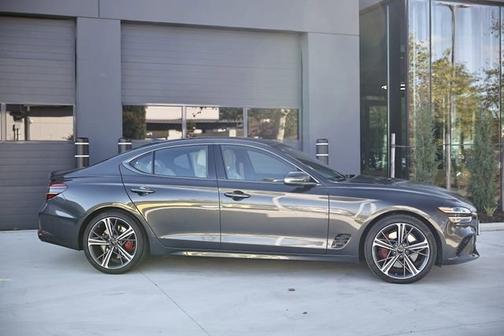 2025 Genesis G70 3.3T Sport Advanced