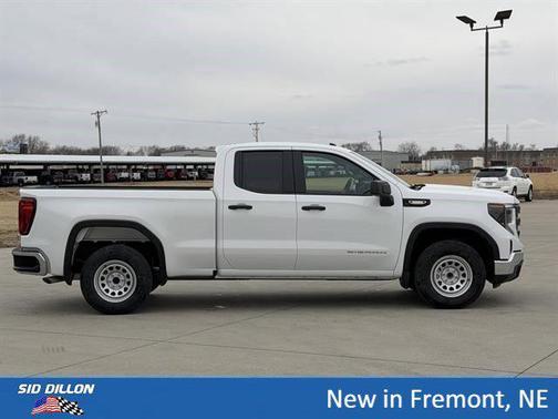 Summit White 2026 GMC Sierra 1500 Pro