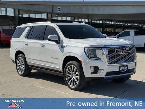 White Frost Tricoat 2023 GMC Yukon Denali