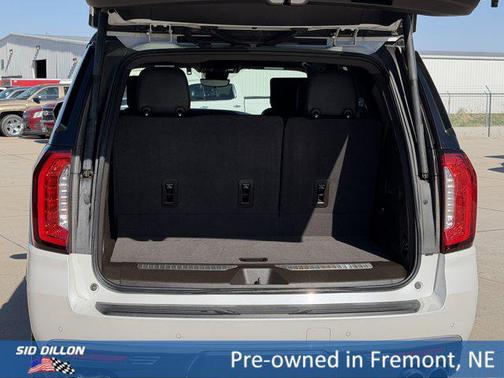 White Frost Tricoat 2023 GMC Yukon Denali
