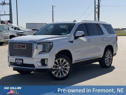 White Frost Tricoat 2023 GMC Yukon Denali