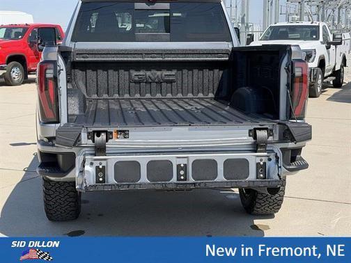 Sterling Metallic 2026 GMC Sierra 2500 AT4