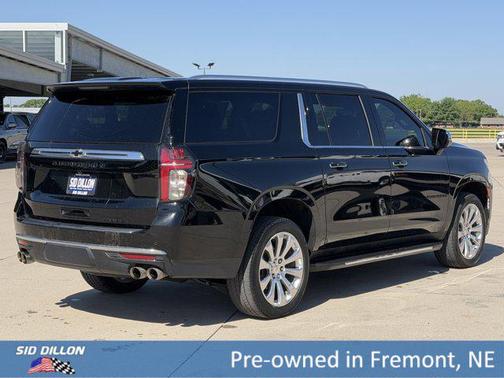 Black 2022 Chevrolet Suburban Premier