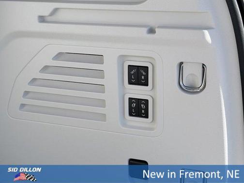 moonstone gray metallic 2026 Buick Enclave Avenir FWD