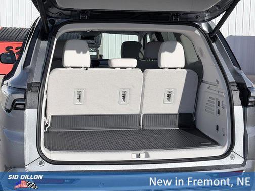 moonstone gray metallic 2026 Buick Enclave Avenir FWD