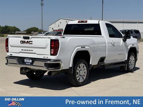 Summit White 2022 GMC Sierra 2500 SLE