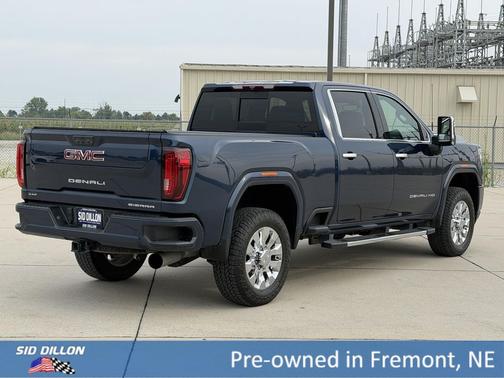 Pacific Blue Metallic 2021 GMC Sierra 2500 Denali