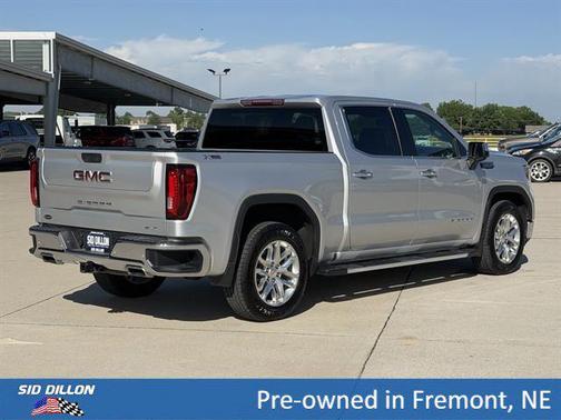 Quicksilver Metallic 2021 GMC Sierra 1500 SLT