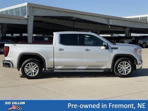 Quicksilver Metallic 2021 GMC Sierra 1500 SLT