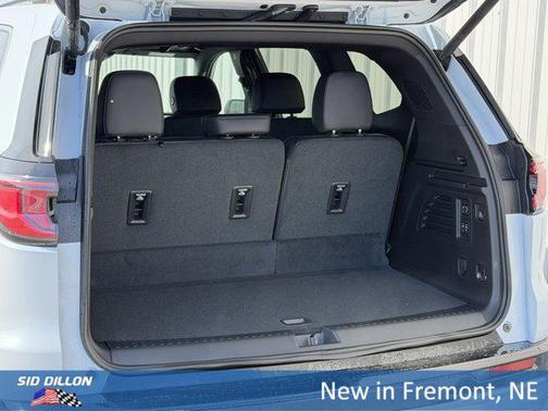 Glacier White Tricoat 2026 GMC Acadia Denali