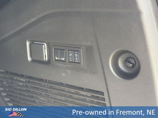 Onyx Black 2025 GMC Yukon 4WD Elevation