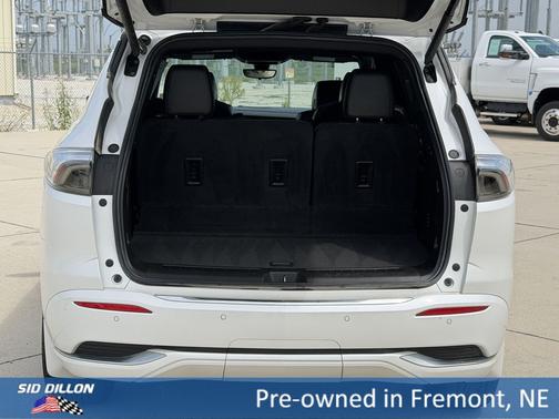 White Frost Tricoat 2024 Buick Enclave Avenir AWD