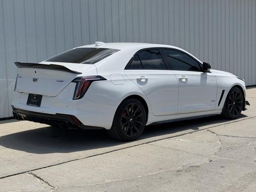 Summit White 2022 Cadillac CT4-V V-Series Blackwing