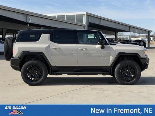 Coastal Dune 2026 GMC HUMMER EV SUV 2X