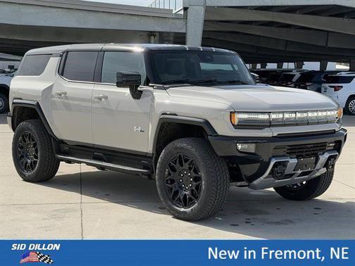 Coastal Dune 2026 GMC HUMMER EV SUV 2X