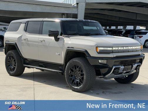 Coastal Dune 2026 GMC HUMMER EV SUV 2X