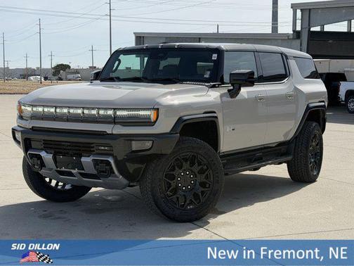 Coastal Dune 2026 GMC HUMMER EV SUV 2X