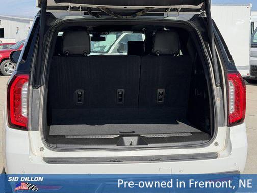 Summit White 2021 GMC Yukon 4WD AT4
