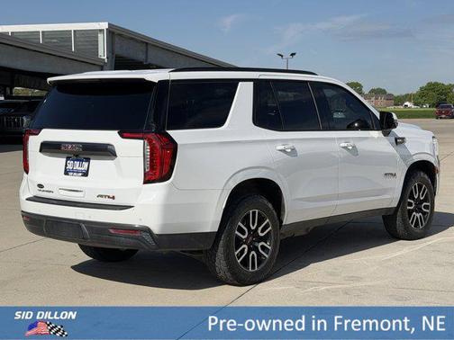 Summit White 2021 GMC Yukon 4WD AT4