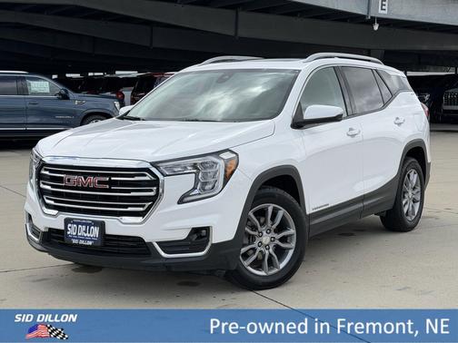 Summit White 2022 GMC Terrain SLT