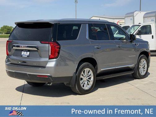 Satin Steel Metallic 2022 GMC Yukon SLT