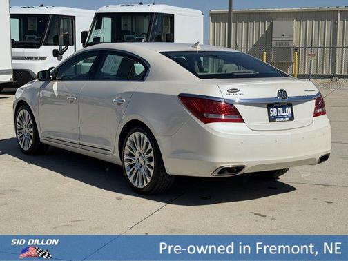 White Diamond Tricoat 2014 Buick LaCrosse Premium 2