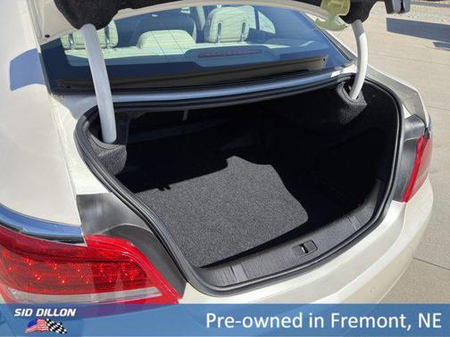 White Diamond Tricoat 2014 Buick LaCrosse Premium 2