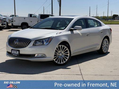 White Diamond Tricoat 2014 Buick LaCrosse Premium 2