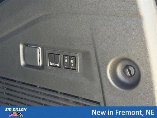 Sterling Metallic 2026 GMC Yukon 4WD AT4