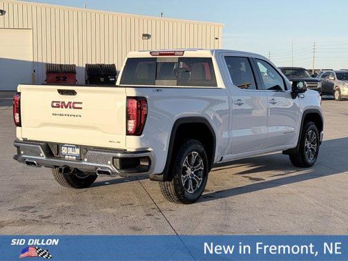 Summit White 2026 GMC Sierra 1500 SLE